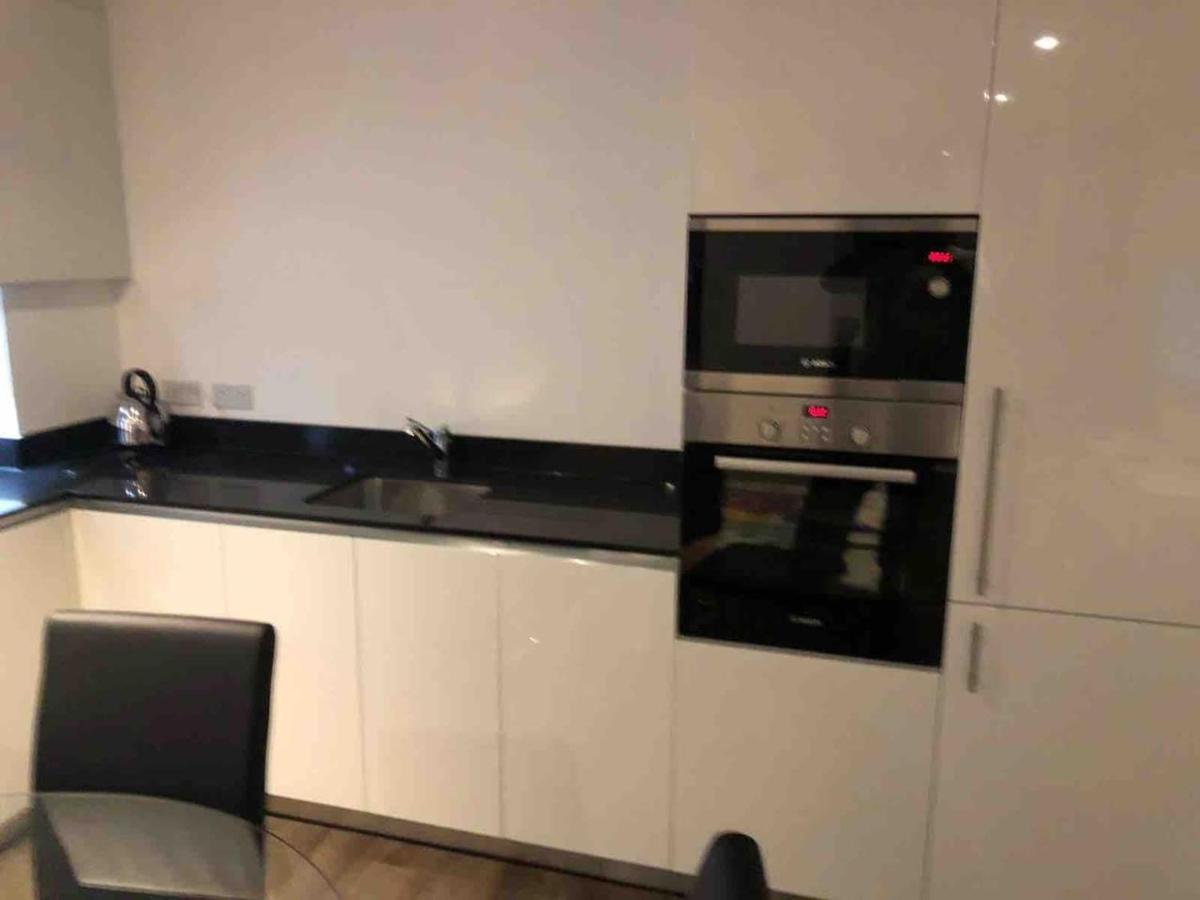 High View Two Bedroom Apartment In Woolwich London Eksteriør bilde