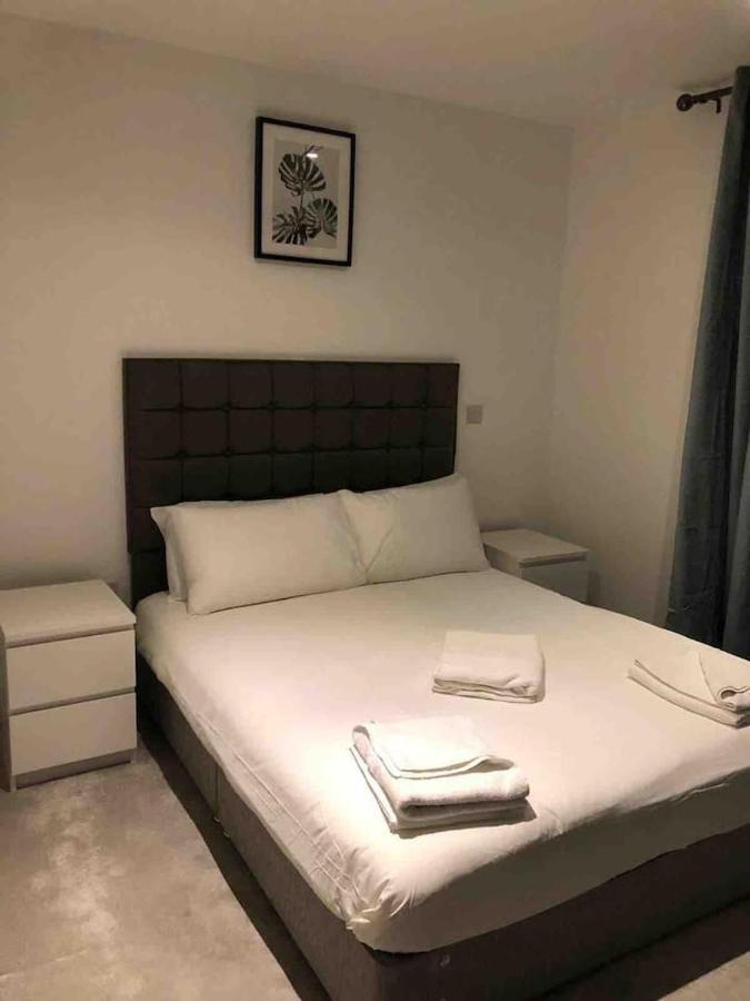 High View Two Bedroom Apartment In Woolwich London Eksteriør bilde