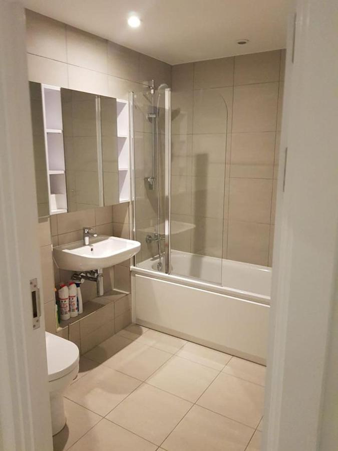 High View Two Bedroom Apartment In Woolwich London Eksteriør bilde