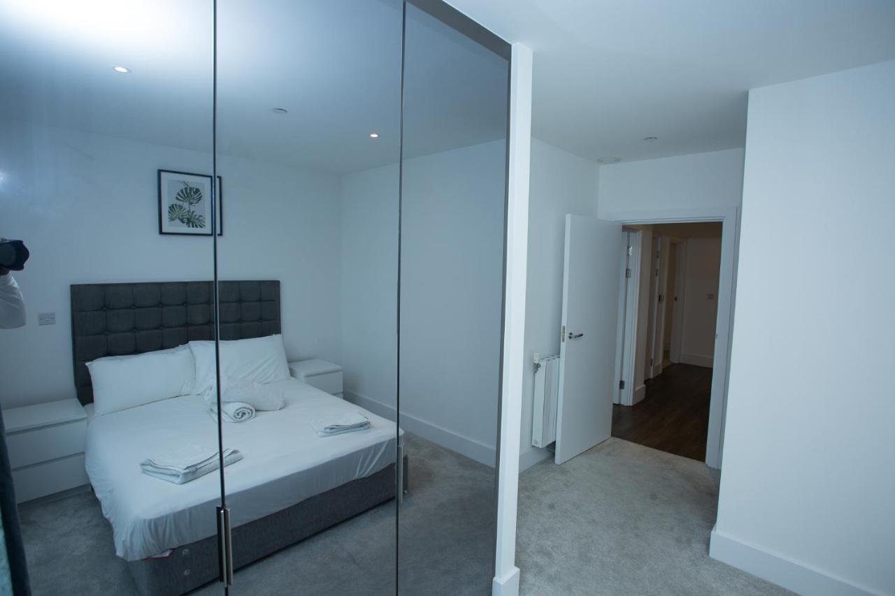 High View Two Bedroom Apartment In Woolwich London Eksteriør bilde