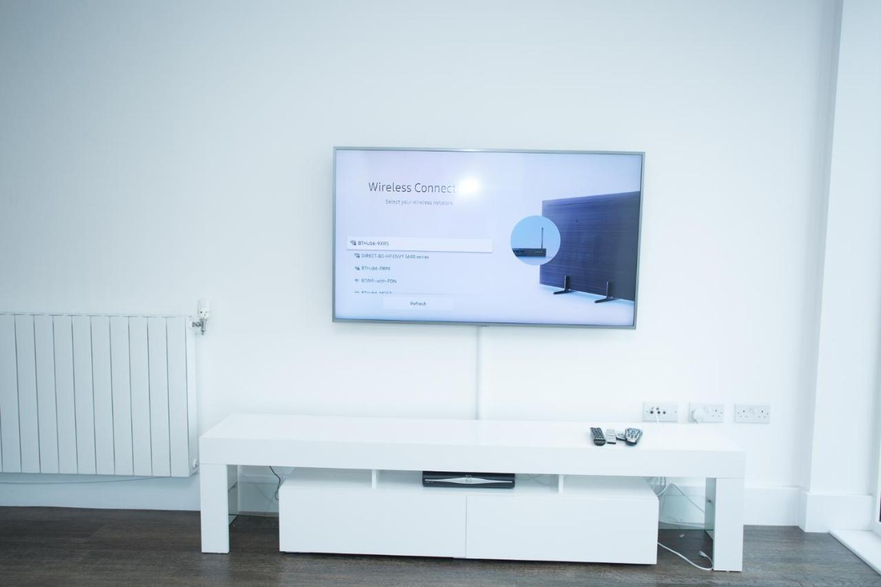 High View Two Bedroom Apartment In Woolwich London Eksteriør bilde